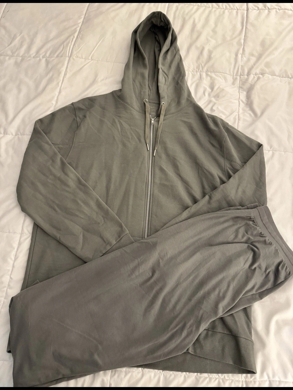 fresh clean threads  Hoodie Jogger Bundle Men’s Size Xl Color Sage.